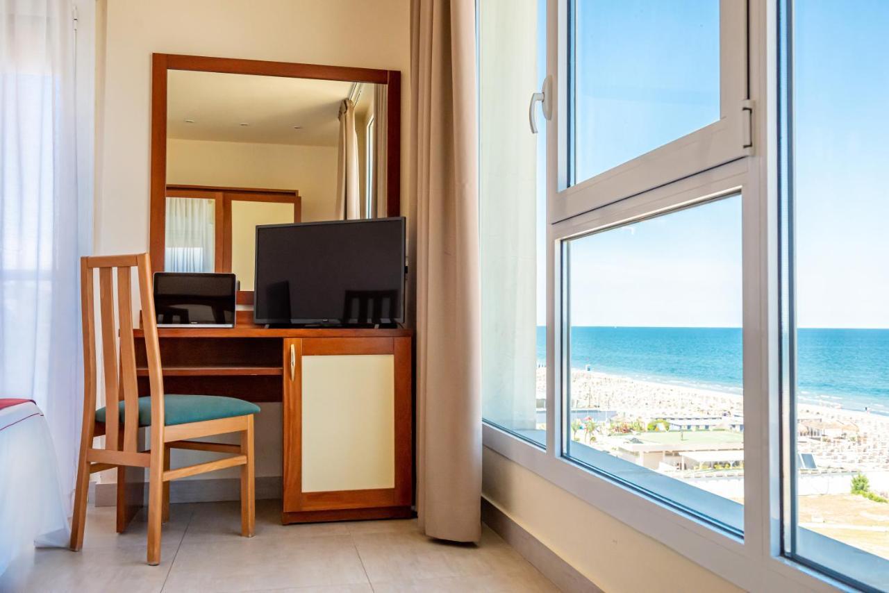 Hotel Adria Морской Милан Экстерьер фото