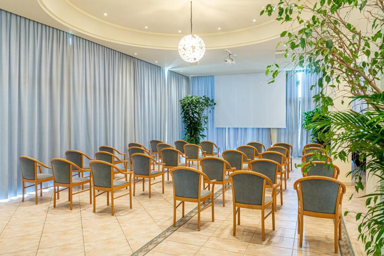Hotel Adria Морской Милан Экстерьер фото