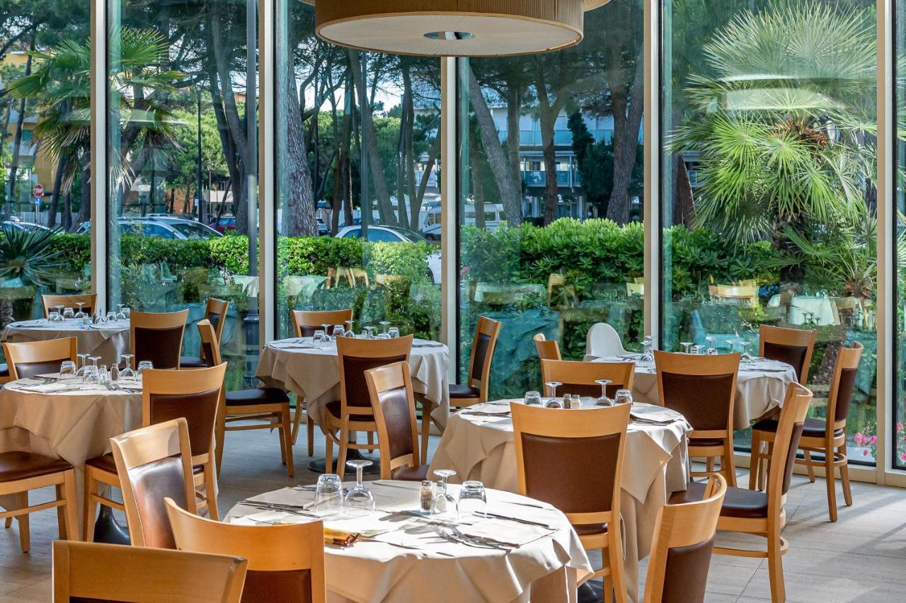 Hotel Adria Морской Милан Экстерьер фото