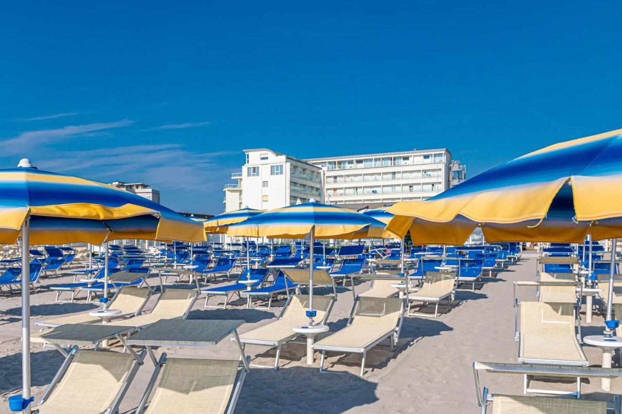 Hotel Adria Морской Милан Экстерьер фото