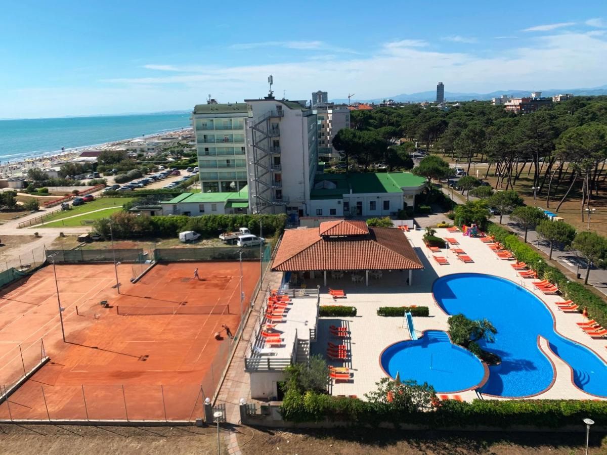 Hotel Adria Морской Милан Экстерьер фото
